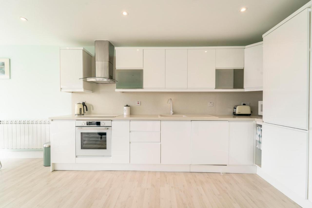 Luxurious Seaside Apartment Galway Buitenkant foto
