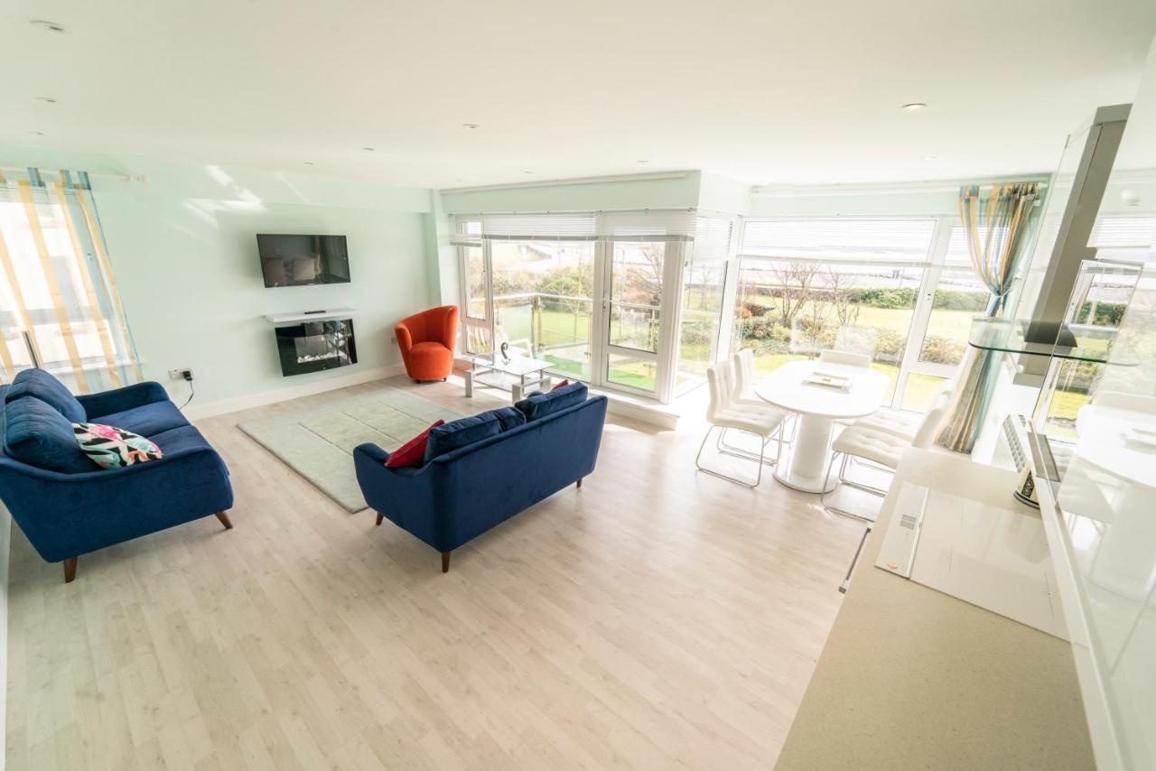 Luxurious Seaside Apartment Galway Buitenkant foto