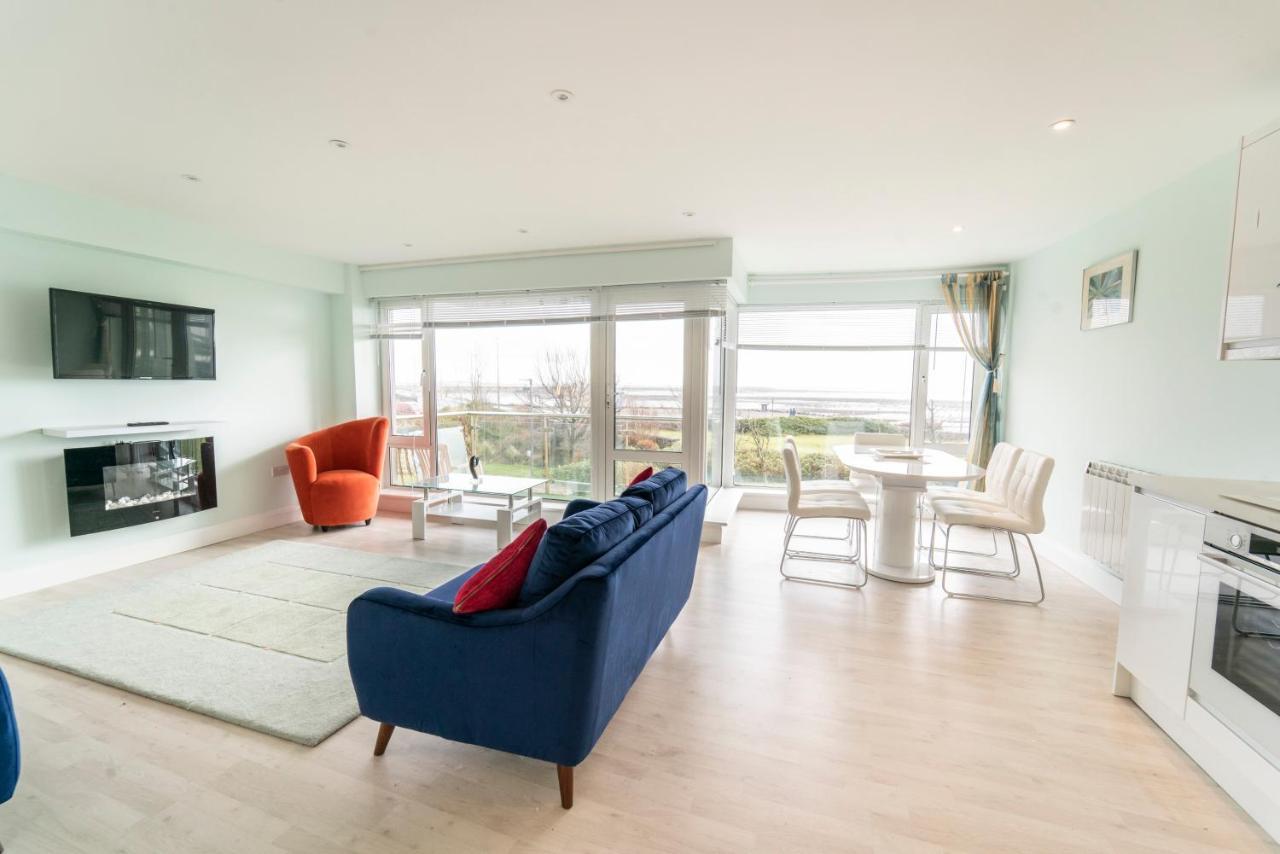 Luxurious Seaside Apartment Galway Buitenkant foto