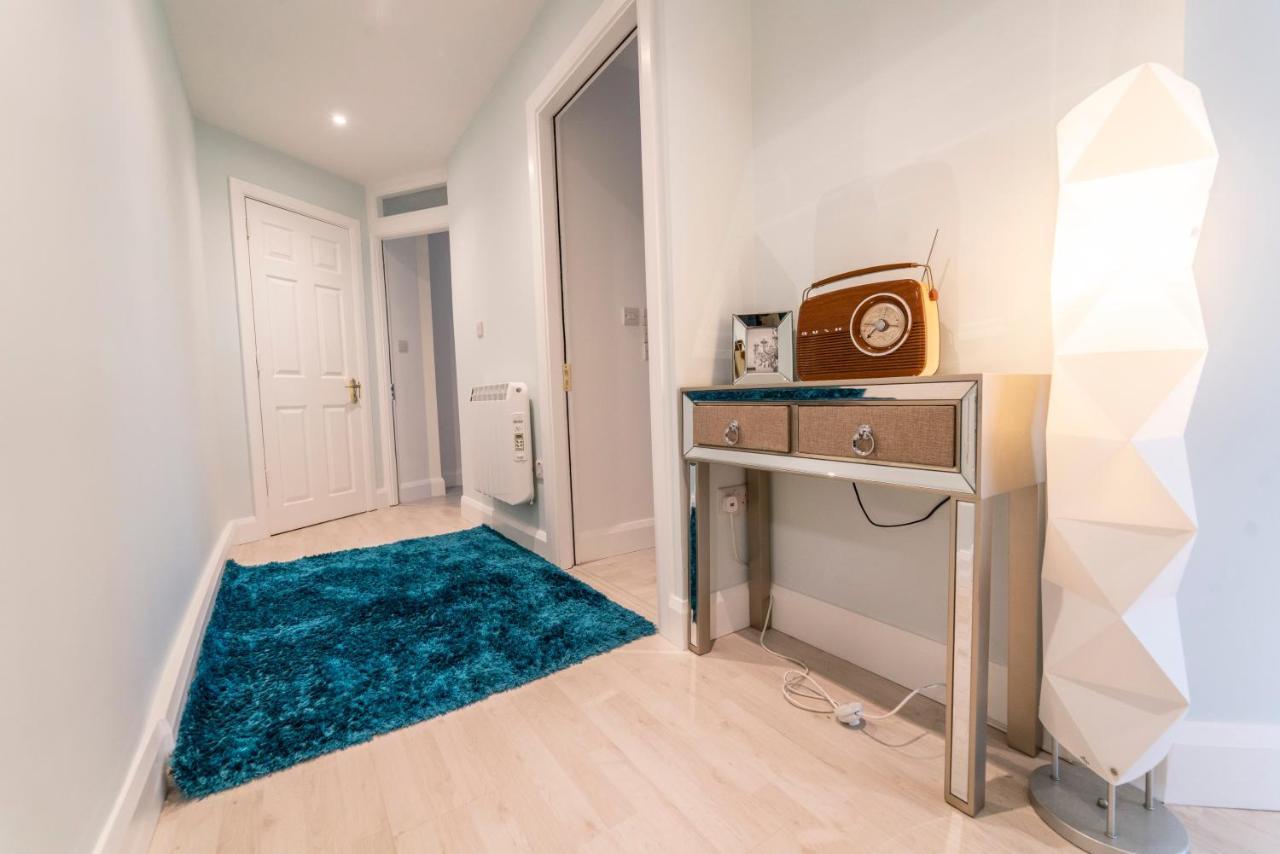 Luxurious Seaside Apartment Galway Buitenkant foto
