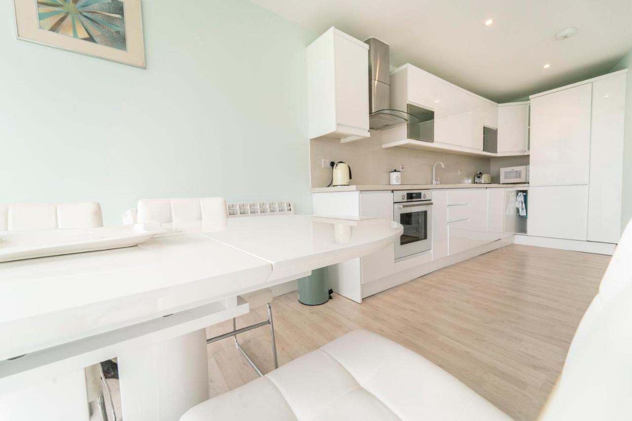 Luxurious Seaside Apartment Galway Buitenkant foto