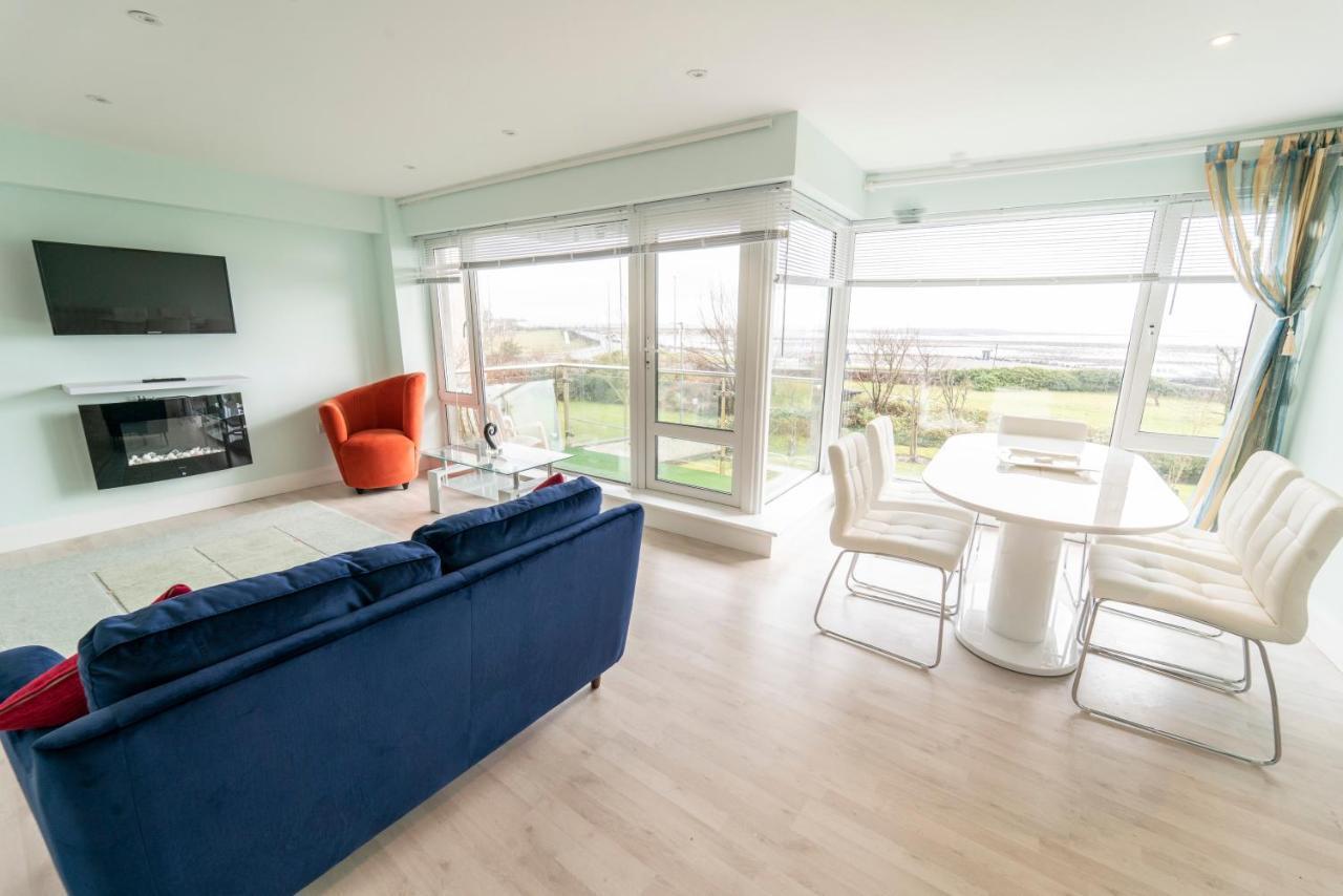 Luxurious Seaside Apartment Galway Buitenkant foto