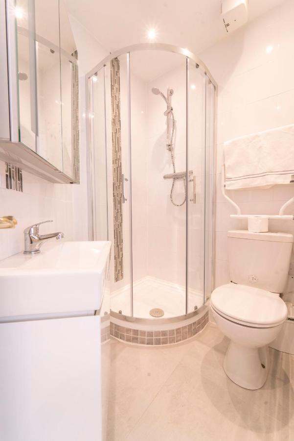 Luxurious Seaside Apartment Galway Buitenkant foto