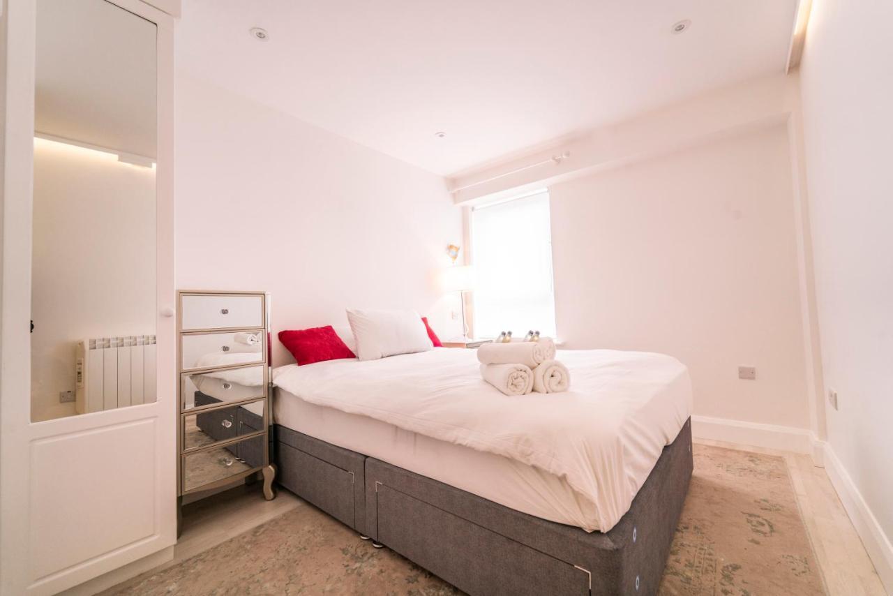 Luxurious Seaside Apartment Galway Buitenkant foto